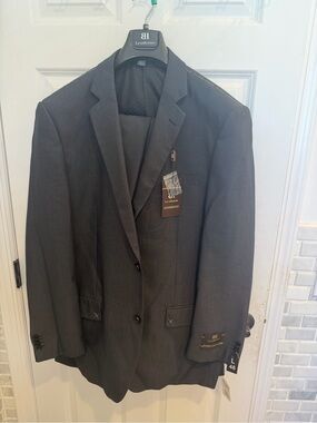Men's Dark Gray Two-Button Suit Jacket Mods Italia - New With Tags